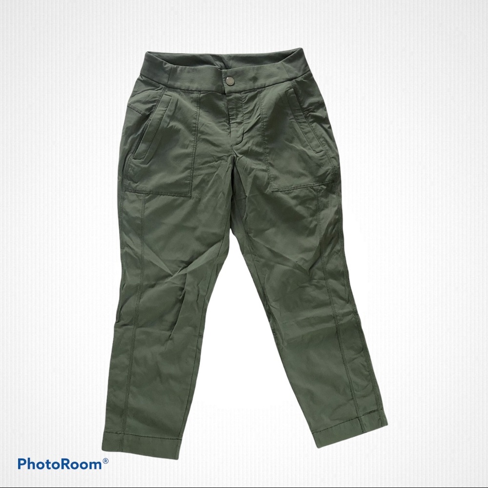 Athleta Cropped Army Green Pants